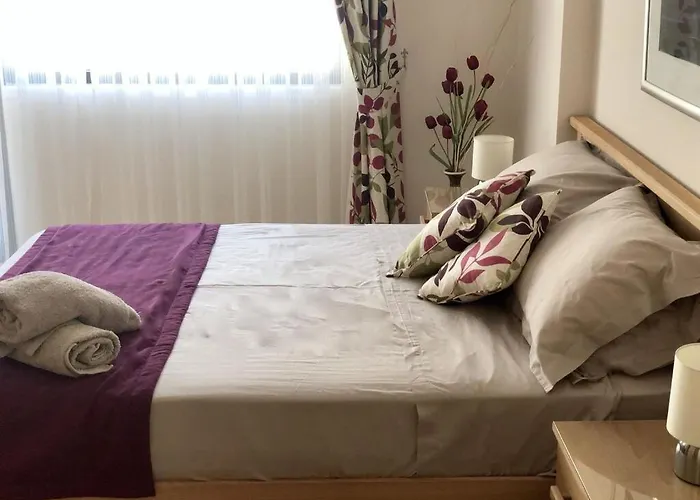 Kirmizi Lale, Private Pool, Gardens, Very Close To Town - No Need For Taxi